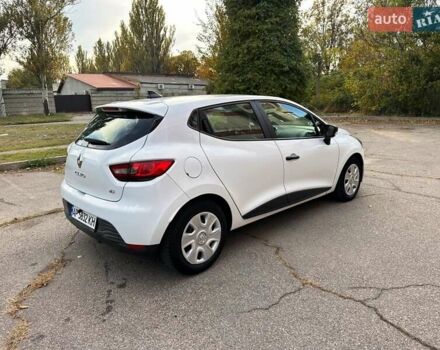 Рено Кліо 2013 у Запоріжжя на Automoto.ua Білий Рено Кліо, об'ємом двигуна 1.5 л та пробігом 241 тис. км за 7400 $, фото 18 на Automoto.ua