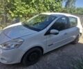 Білий Рено Кліо, об'ємом двигуна 1.5 л та пробігом 214 тис. км за 5000 $, фото 3 на Automoto.ua