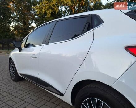 Білий Рено Кліо, об'ємом двигуна 1.5 л та пробігом 170 тис. км за 7699 $, фото 9 на Automoto.ua