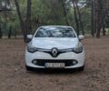 Белый Рено Клио, объемом двигателя 1.5 л и пробегом 345 тыс. км за 6800 $, фото 4 на Automoto.ua