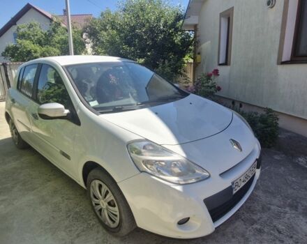 Білий Рено Кліо, об'ємом двигуна 1.5 л та пробігом 214 тис. км за 5000 $, фото 1 на Automoto.ua