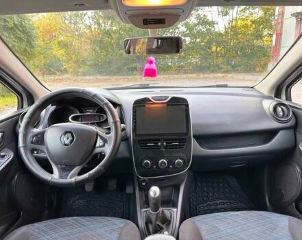 Рено Кліо 2013 у Запоріжжя на Automoto.ua Білий Рено Кліо, об'ємом двигуна 1.5 л та пробігом 241 тис. км за 7400 $, фото 15 на Automoto.ua