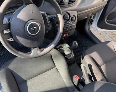 Білий Рено Кліо, об'ємом двигуна 1.15 л та пробігом 190 тис. км за 6500 $, фото 14 на Automoto.ua