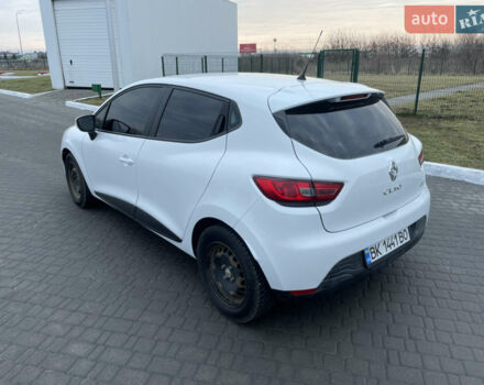 Белый Рено Клио, объемом двигателя 1.46 л и пробегом 206 тыс. км за 6400 $, фото 6 на Automoto.ua