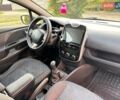 Белый Рено Клио, объемом двигателя 1.5 л и пробегом 241 тыс. км за 7200 $, фото 31 на Automoto.ua
