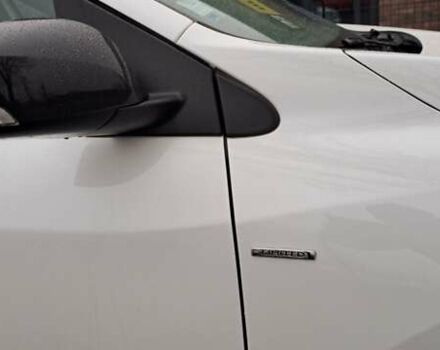 Белый Рено Клио, объемом двигателя 1.5 л и пробегом 172 тыс. км за 9500 $, фото 1 на Automoto.ua