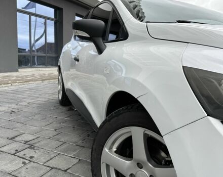 Белый Рено Клио, объемом двигателя 0.15 л и пробегом 254 тыс. км за 6200 $, фото 11 на Automoto.ua