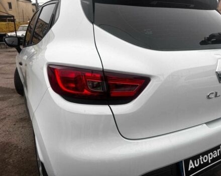 Белый Рено Клио, объемом двигателя 1.5 л и пробегом 195 тыс. км за 6990 $, фото 12 на Automoto.ua