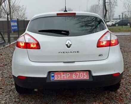 Белый Рено Клио, объемом двигателя 1.5 л и пробегом 172 тыс. км за 9500 $, фото 16 на Automoto.ua