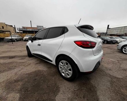 Белый Рено Клио, объемом двигателя 1.5 л и пробегом 195 тыс. км за 6990 $, фото 2 на Automoto.ua