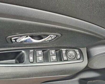 Белый Рено Клио, объемом двигателя 1.5 л и пробегом 172 тыс. км за 9500 $, фото 10 на Automoto.ua