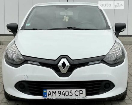 Белый Рено Клио, объемом двигателя 1.5 л и пробегом 158 тыс. км за 7600 $, фото 1 на Automoto.ua