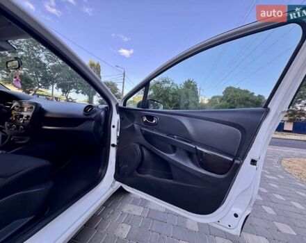 Білий Рено Кліо, об'ємом двигуна 1.5 л та пробігом 219 тис. км за 5999 $, фото 38 на Automoto.ua