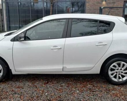 Белый Рено Клио, объемом двигателя 1.5 л и пробегом 172 тыс. км за 9500 $, фото 3 на Automoto.ua