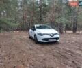 Белый Рено Клио, объемом двигателя 1.46 л и пробегом 248 тыс. км за 7500 $, фото 1 на Automoto.ua