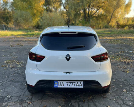Білий Рено Кліо, об'ємом двигуна 1.46 л та пробігом 220 тис. км за 7000 $, фото 8 на Automoto.ua