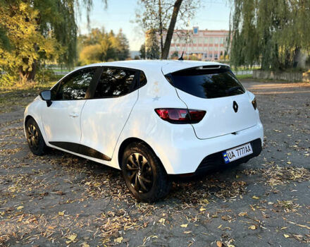 Білий Рено Кліо, об'ємом двигуна 1.46 л та пробігом 220 тис. км за 7000 $, фото 14 на Automoto.ua
