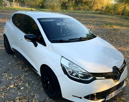 Білий Рено Кліо, об'ємом двигуна 1.46 л та пробігом 220 тис. км за 7000 $, фото 16 на Automoto.ua