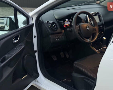 Білий Рено Кліо, об'ємом двигуна 1.46 л та пробігом 127 тис. км за 6500 $, фото 2 на Automoto.ua