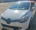 Белый Рено Клио, объемом двигателя 1.5 л и пробегом 158 тыс. км за 8200 $, фото 2 на Automoto.ua