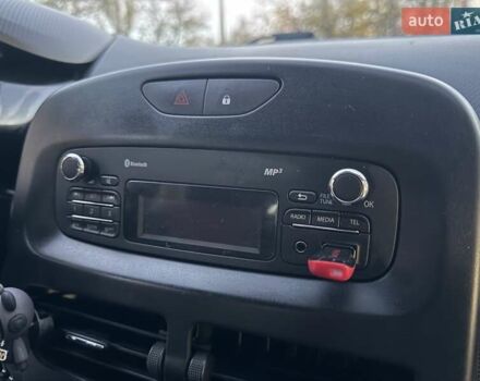 Белый Рено Клио, объемом двигателя 1.5 л и пробегом 220 тыс. км за 5999 $, фото 62 на Automoto.ua