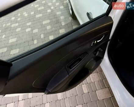 Белый Рено Клио, объемом двигателя 1.5 л и пробегом 220 тыс. км за 5999 $, фото 53 на Automoto.ua