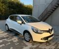 Белый Рено Клио, объемом двигателя 1.5 л и пробегом 230 тыс. км за 7800 $, фото 1 на Automoto.ua
