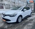 Белый Рено Клио, объемом двигателя 1.46 л и пробегом 238 тыс. км за 8600 $, фото 16 на Automoto.ua