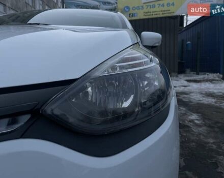 Белый Рено Клио, объемом двигателя 1.46 л и пробегом 238 тыс. км за 8600 $, фото 22 на Automoto.ua