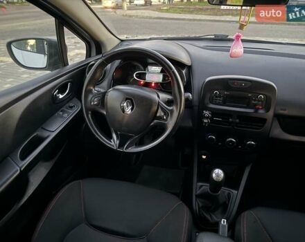 Белый Рено Клио, объемом двигателя 1.5 л и пробегом 220 тыс. км за 5999 $, фото 64 на Automoto.ua