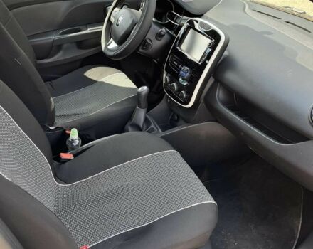 Белый Рено Клио, объемом двигателя 1.5 л и пробегом 220 тыс. км за 8000 $, фото 11 на Automoto.ua