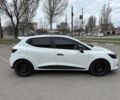 Белый Рено Клио, объемом двигателя 1.5 л и пробегом 264 тыс. км за 8190 $, фото 5 на Automoto.ua