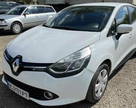 Белый Рено Клио, объемом двигателя 1.5 л и пробегом 220 тыс. км за 8000 $, фото 1 на Automoto.ua