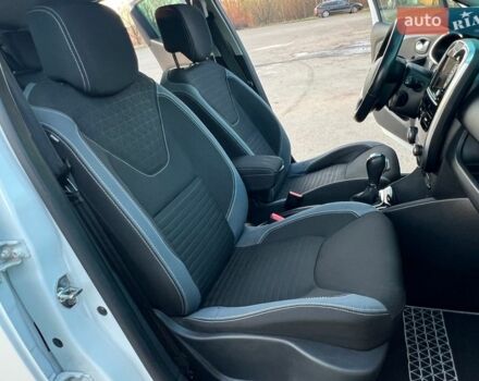 Білий Рено Кліо, об'ємом двигуна 1.5 л та пробігом 194 тис. км за 9550 $, фото 30 на Automoto.ua