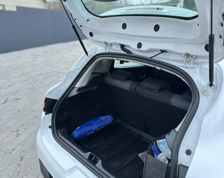 Белый Рено Клио, объемом двигателя 1.5 л и пробегом 186 тыс. км за 7400 $, фото 15 на Automoto.ua