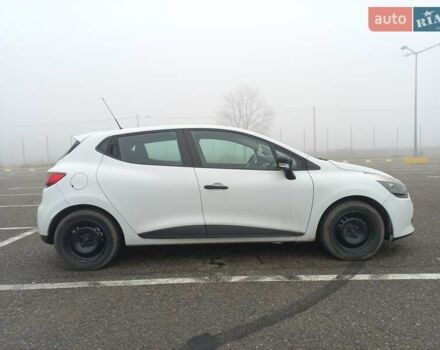 Белый Рено Клио, объемом двигателя 1.46 л и пробегом 267 тыс. км за 6100 $, фото 5 на Automoto.ua