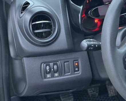 Белый Рено Клио, объемом двигателя 1.5 л и пробегом 186 тыс. км за 7400 $, фото 10 на Automoto.ua