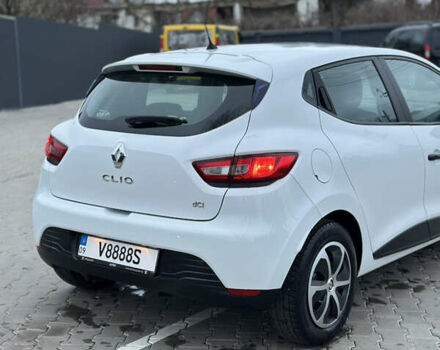Белый Рено Клио, объемом двигателя 1.5 л и пробегом 186 тыс. км за 7400 $, фото 5 на Automoto.ua