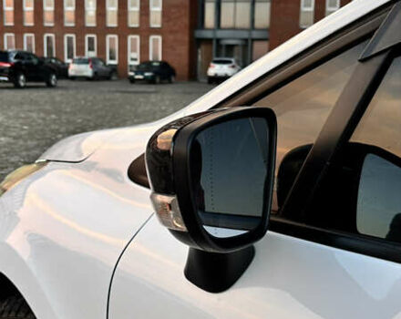 Белый Рено Клио, объемом двигателя 1.46 л и пробегом 229 тыс. км за 8500 $, фото 39 на Automoto.ua