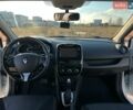 Белый Рено Клио, объемом двигателя 1.5 л и пробегом 170 тыс. км за 9800 $, фото 45 на Automoto.ua