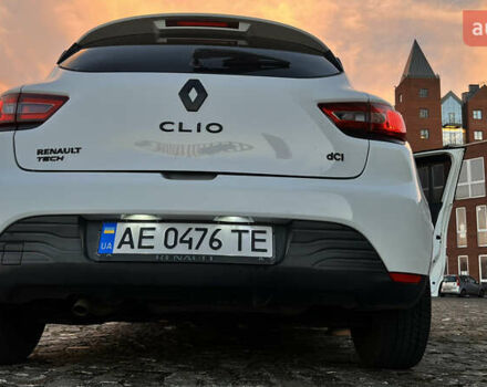 Белый Рено Клио, объемом двигателя 1.46 л и пробегом 229 тыс. км за 8500 $, фото 21 на Automoto.ua