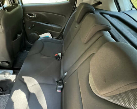 Рено Клио 2016 в Кобеляках на Automoto.ua Белый Рено Клио, объемом двигателя 1.46 л и пробегом 103 тыс. км за 9950 $, фото 17 на Automoto.ua