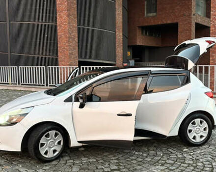 Белый Рено Клио, объемом двигателя 1.46 л и пробегом 229 тыс. км за 8500 $, фото 47 на Automoto.ua