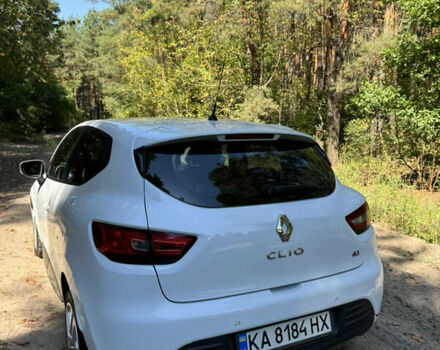 Рено Клио 2016 в Кобеляках на Automoto.ua Белый Рено Клио, объемом двигателя 1.46 л и пробегом 103 тыс. км за 9950 $, фото 9 на Automoto.ua