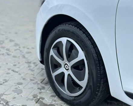 Белый Рено Клио, объемом двигателя 1.5 л и пробегом 186 тыс. км за 7400 $, фото 8 на Automoto.ua