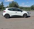 Білий Рено Кліо, об'ємом двигуна 1.46 л та пробігом 241 тис. км за 9000 $, фото 17 на Automoto.ua