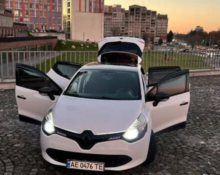 Белый Рено Клио, объемом двигателя 1.46 л и пробегом 229 тыс. км за 8500 $, фото 4 на Automoto.ua