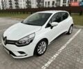 Белый Рено Клио, объемом двигателя 1.46 л и пробегом 171 тыс. км за 9000 $, фото 7 на Automoto.ua
