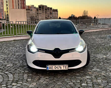 Белый Рено Клио, объемом двигателя 1.46 л и пробегом 229 тыс. км за 8500 $, фото 54 на Automoto.ua