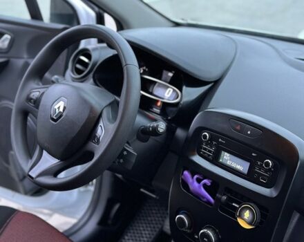 Белый Рено Клио, объемом двигателя 1.5 л и пробегом 186 тыс. км за 7450 $, фото 17 на Automoto.ua